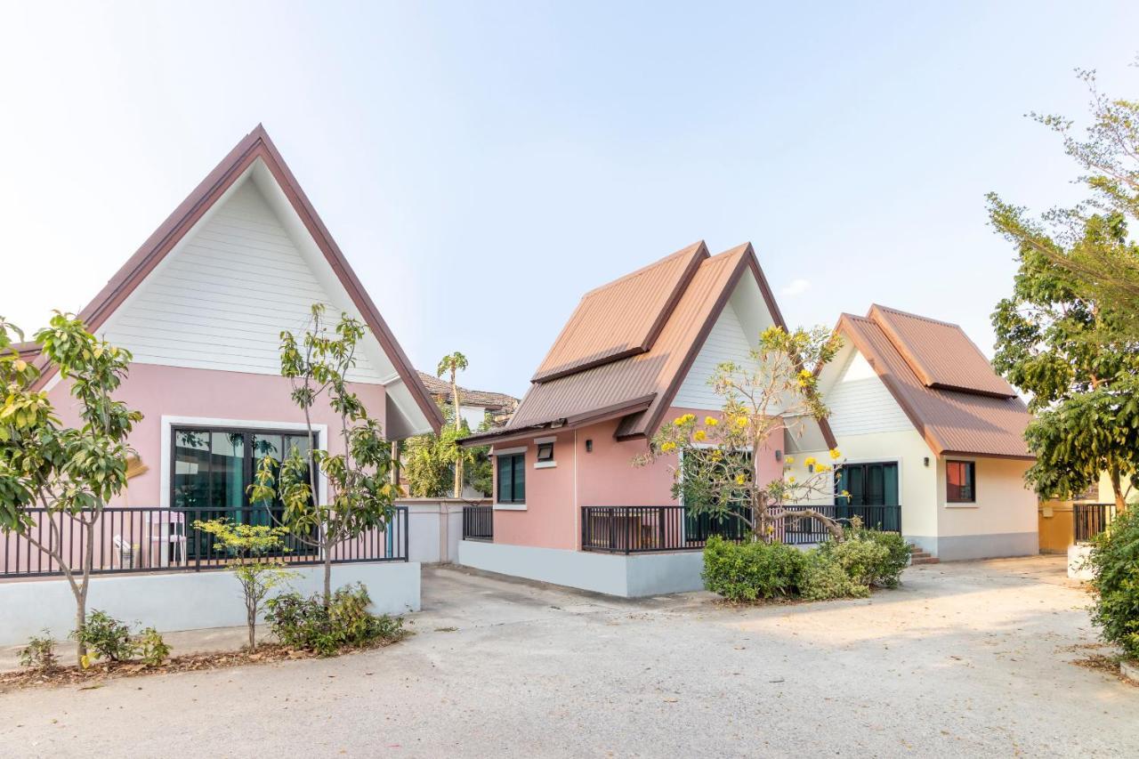 Oyo 798 Reurn Mareena Resort Nakhonratchasima Eksteriør bilde